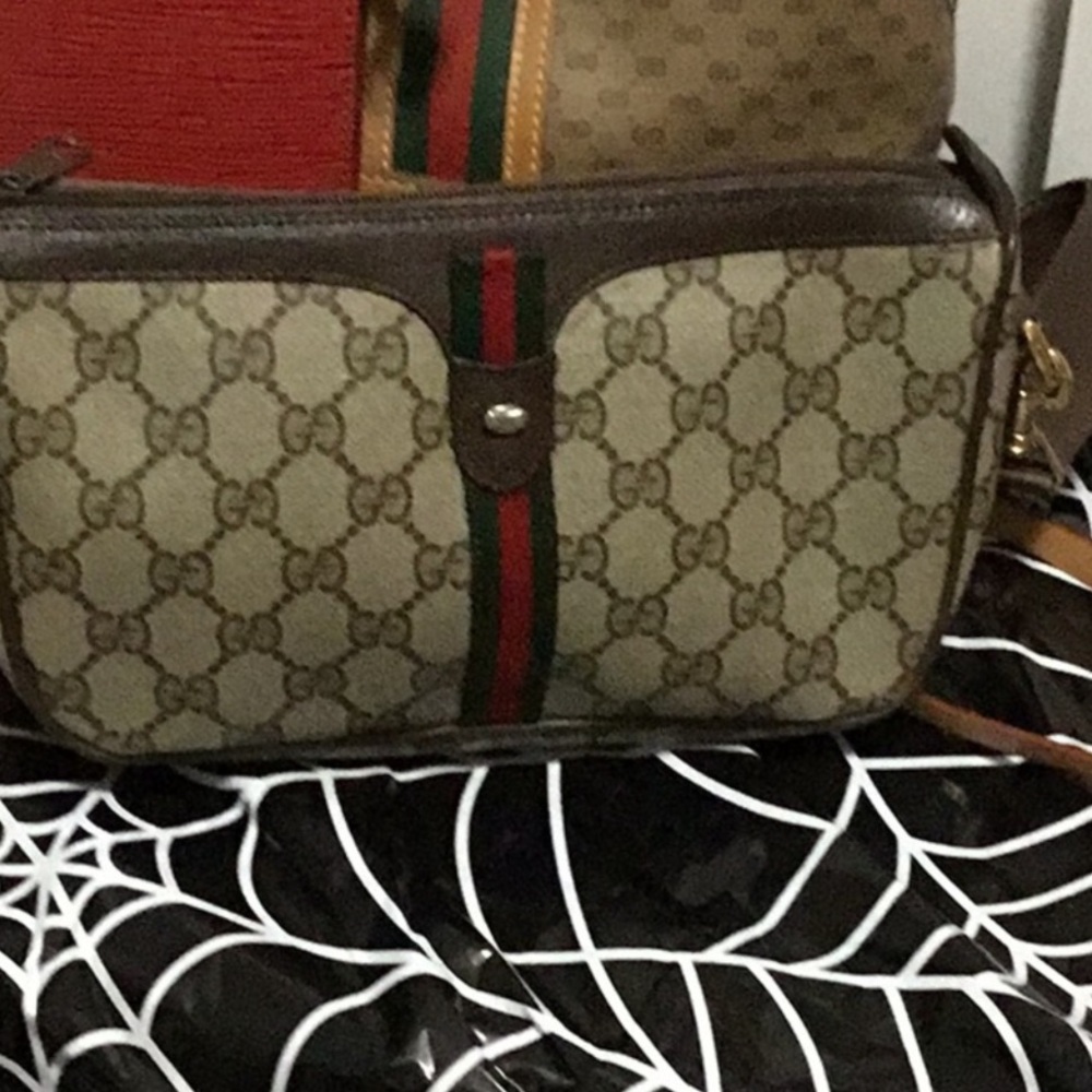 GUCCI CROSSBODY